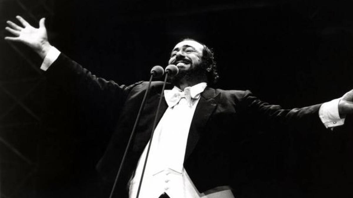 luciano-pavarotti-wikilebanon